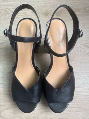 Marc Fisher Dercy Black Leather Platform Sandal Block Heel Ankle Strap 8.5